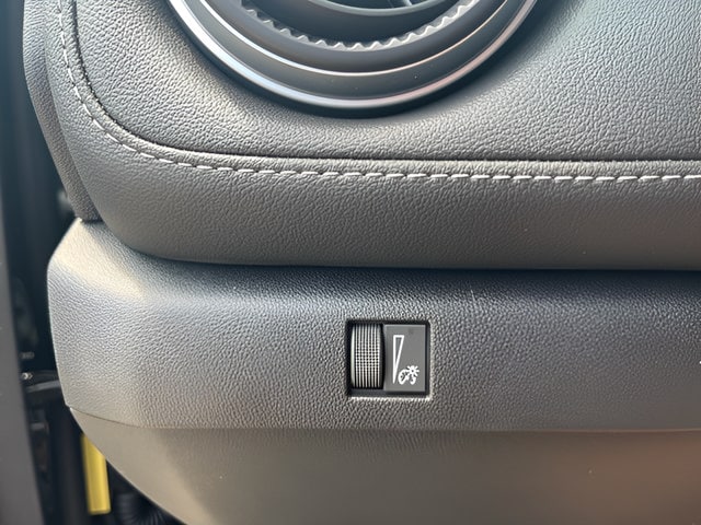 2026 Chevrolet Colorado LT - Photo 21