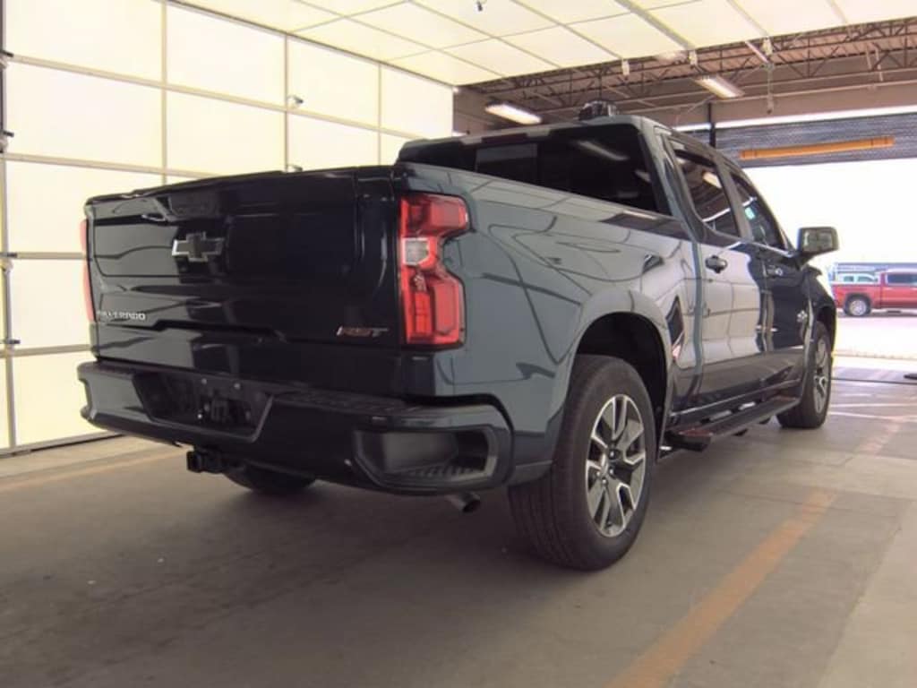 Used 2021 Chevrolet Silverado 1500 RST Truck