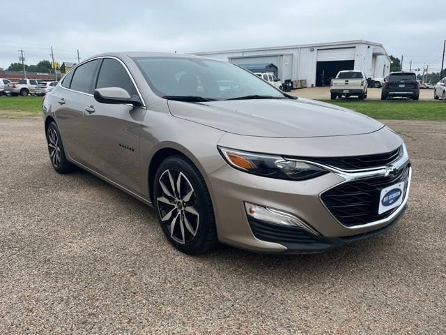 2022 Chevrolet Malibu RS's photo