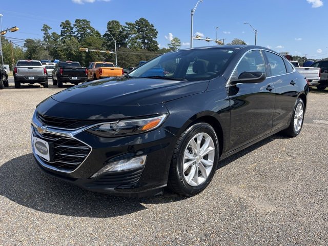 2024 Chevrolet Malibu 1LT photo 3