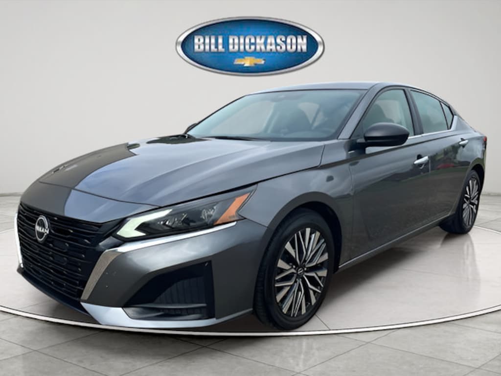 Used 2025 Nissan Altima SV