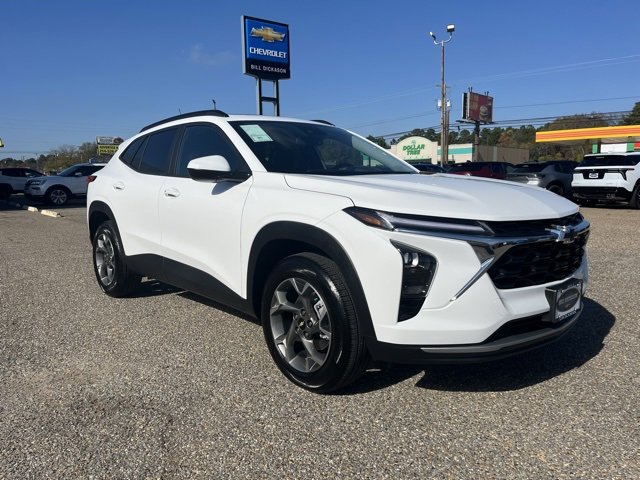 2026 Chevrolet Trax LT's photo