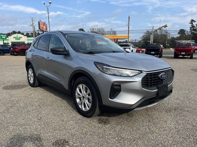 2024 Ford Escape Active's photo