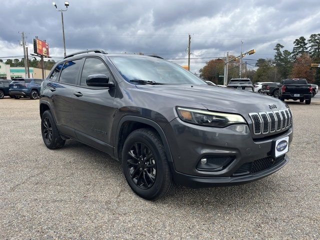 2023 Jeep Cherokee Altitude Lux's photo