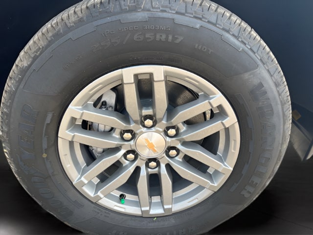 2026 Chevrolet Colorado LT - Photo 10