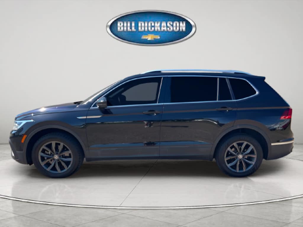 Used 2023 Volkswagen Tiguan SE
