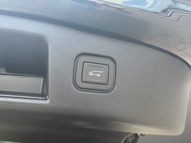 2025 Chevrolet Blazer EV LT - Photo 9