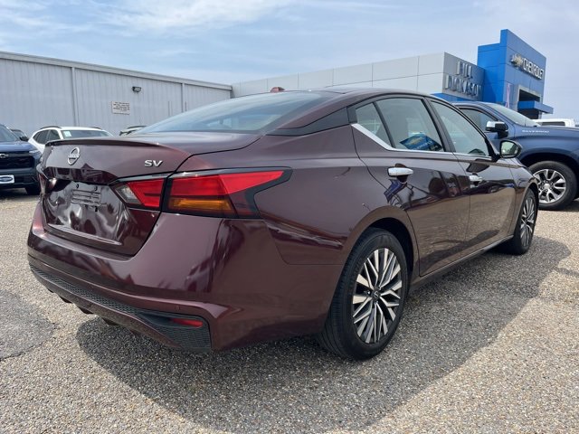 2024 Nissan Altima 2.5 SV photo 4