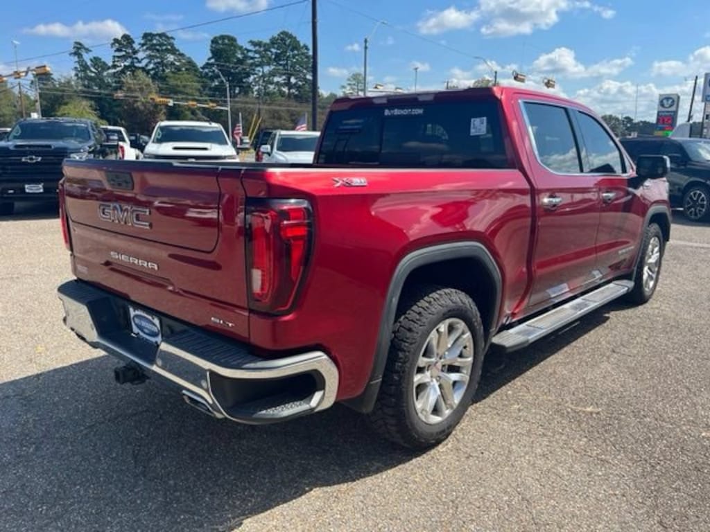 Used 2021 GMC Sierra 1500 SLT Truck
