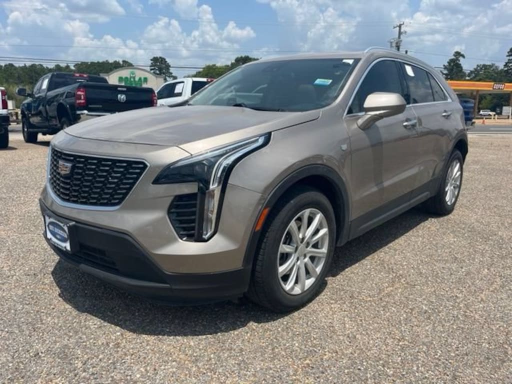 Used 2023 CADILLAC XT4 FWD Luxury SUV