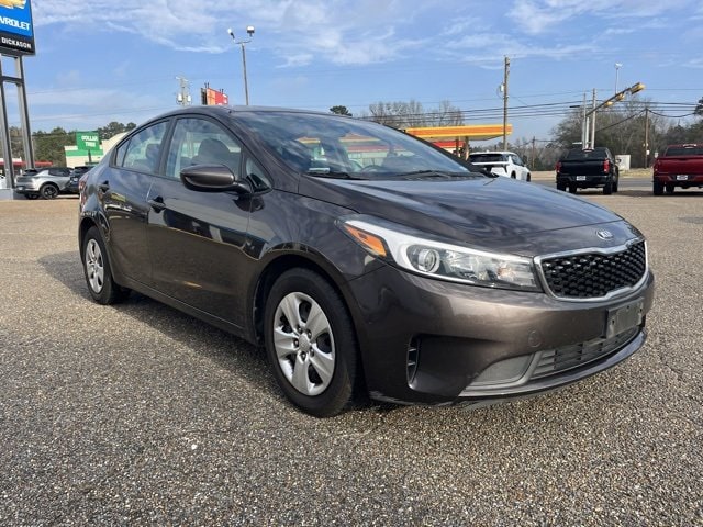 2018 Kia FORTE LX's photo