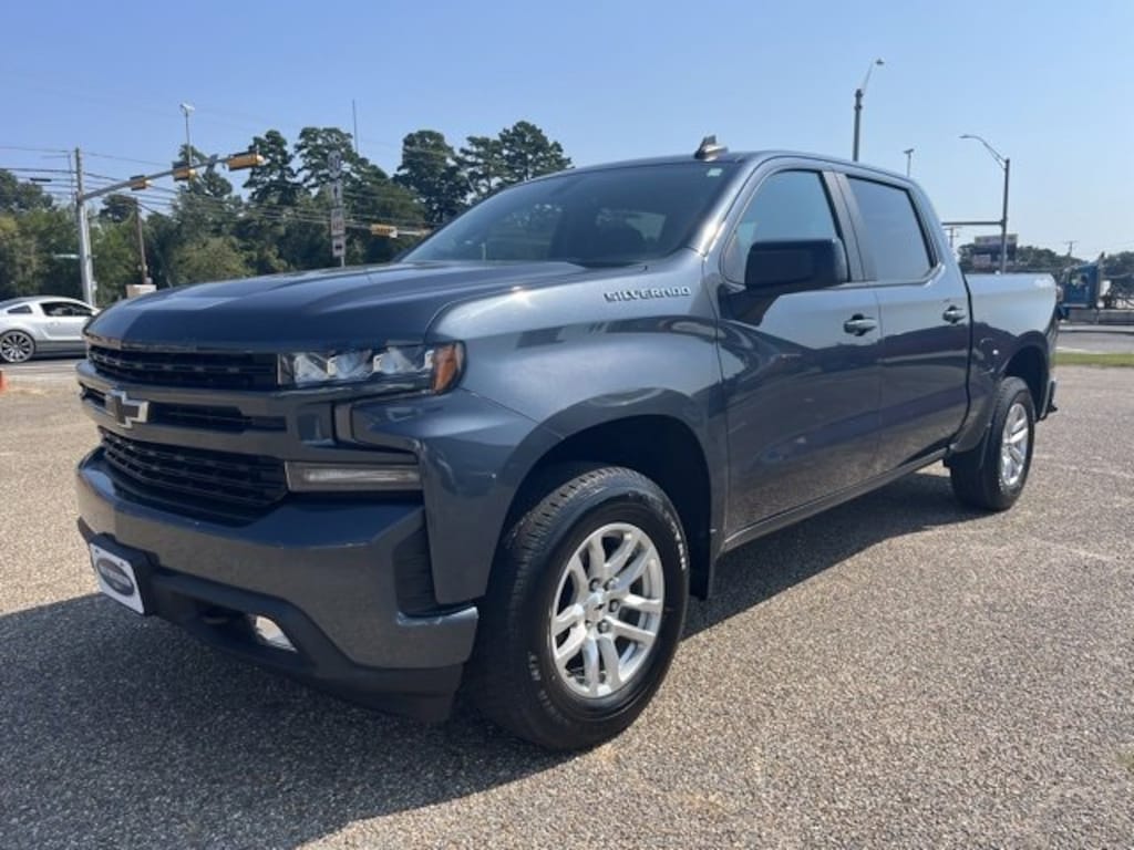 Used 2020 Chevrolet Silverado 1500 RST Truck