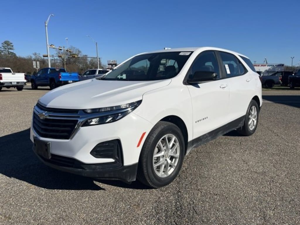 Used 2023 Chevrolet Equinox LS SUV