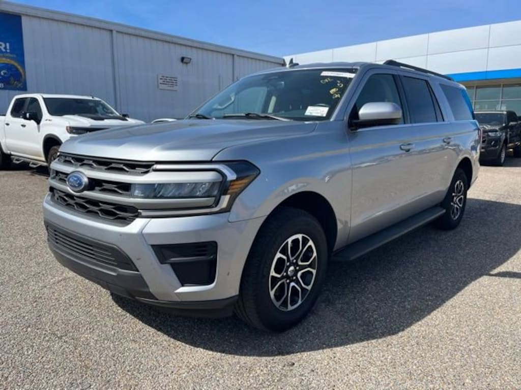 Used 2024 Ford Expedition Max XLT