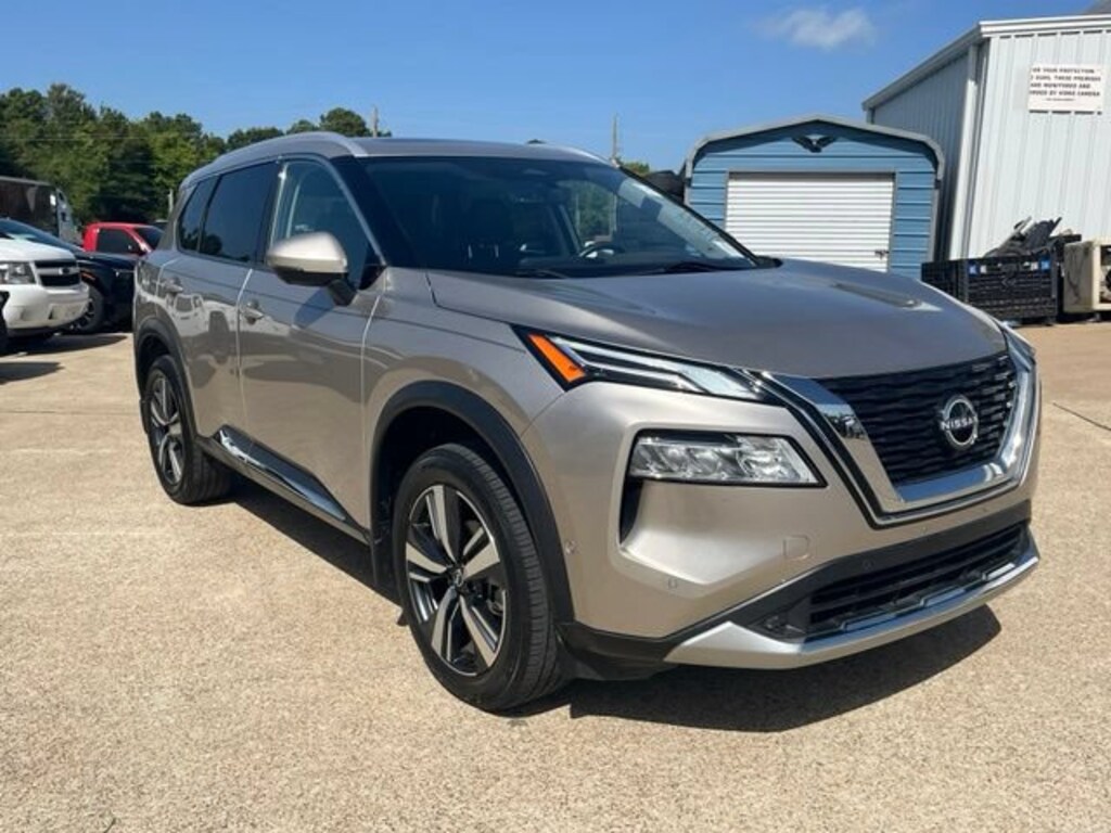 Used 2022 Nissan Rogue Platinum