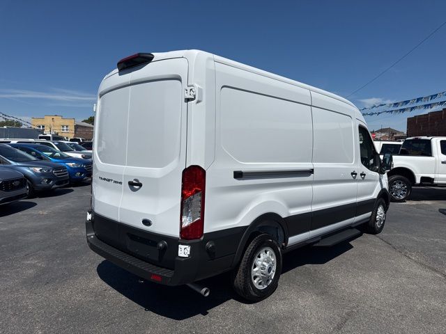 2025 Ford Transit Van Base - Photo 8