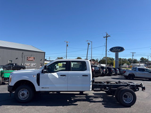 New 2027 Ford Chassis Cab F-350® XL TRUCK