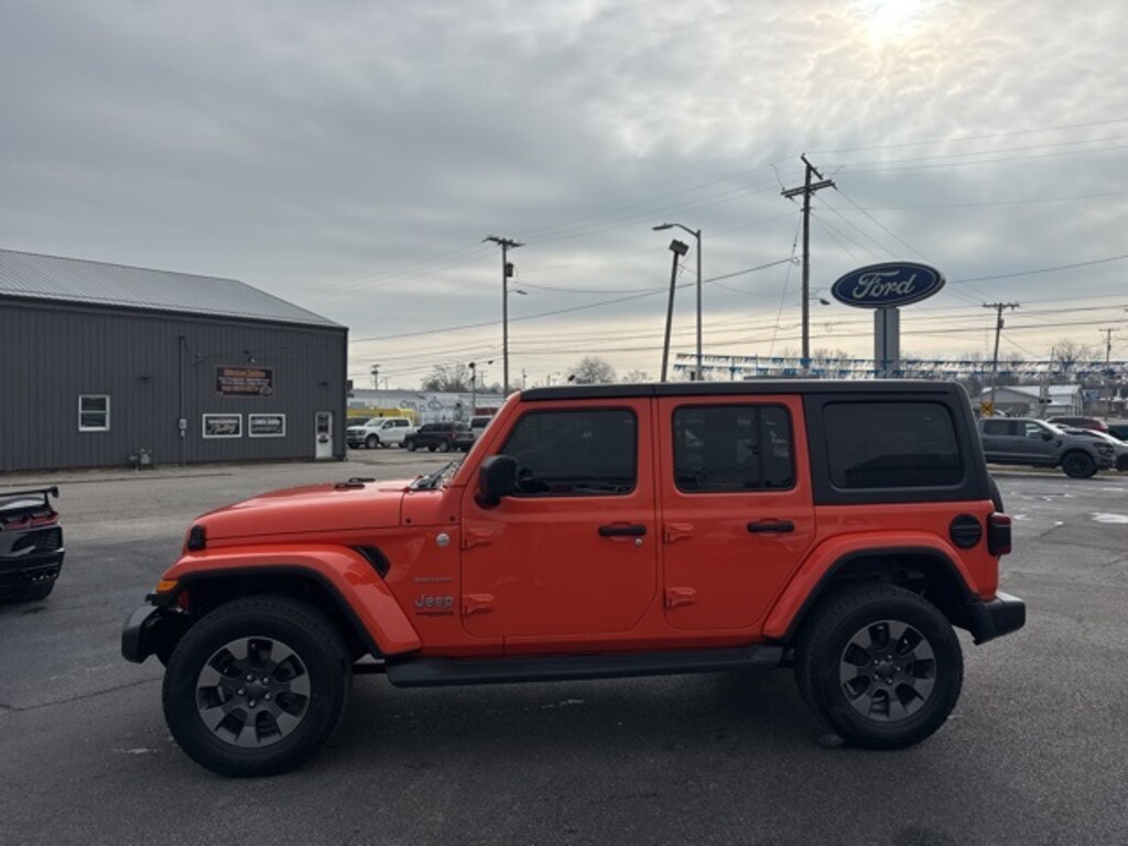 Used 2018 Jeep Wrangler Unlimited Sahara SUV