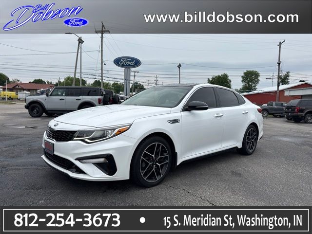 2020 Kia Optima SE's photo