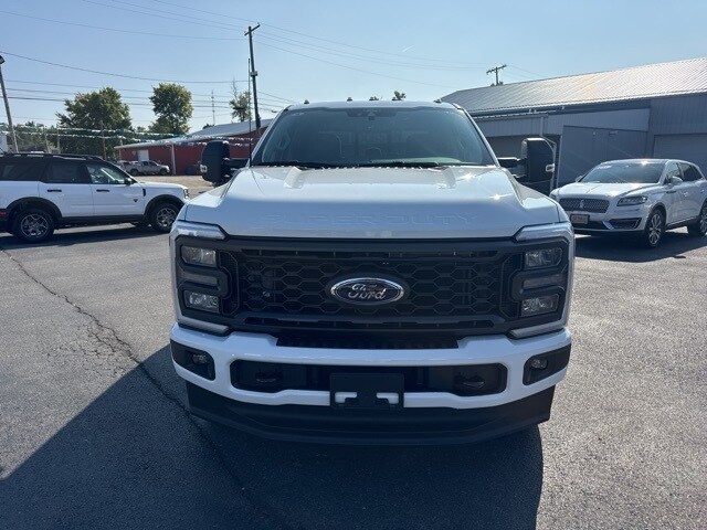 2026 Ford F-350 XL photo 4