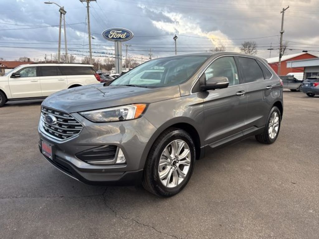 Used 2024 Ford Edge Titanium SUV