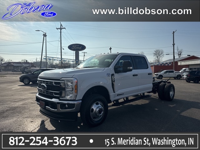 2026 Ford F-350 Super Duty Chassis Cab XL's photo