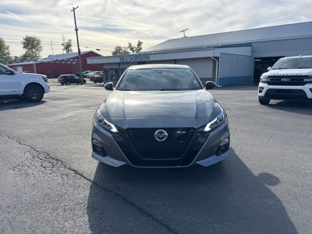 Used 2022 Nissan Altima 2.5 SR Sedan