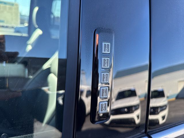 2026 Ford F-350 Super Duty Lariat - Photo 17
