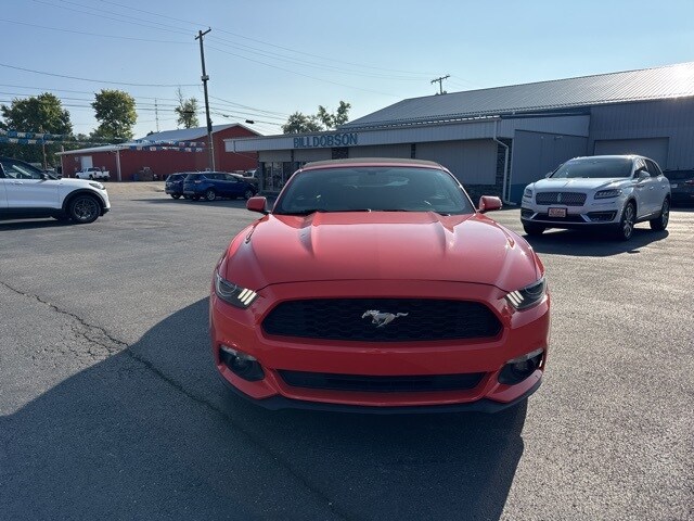 2015 Ford Mustang V6 Convertible photo 4