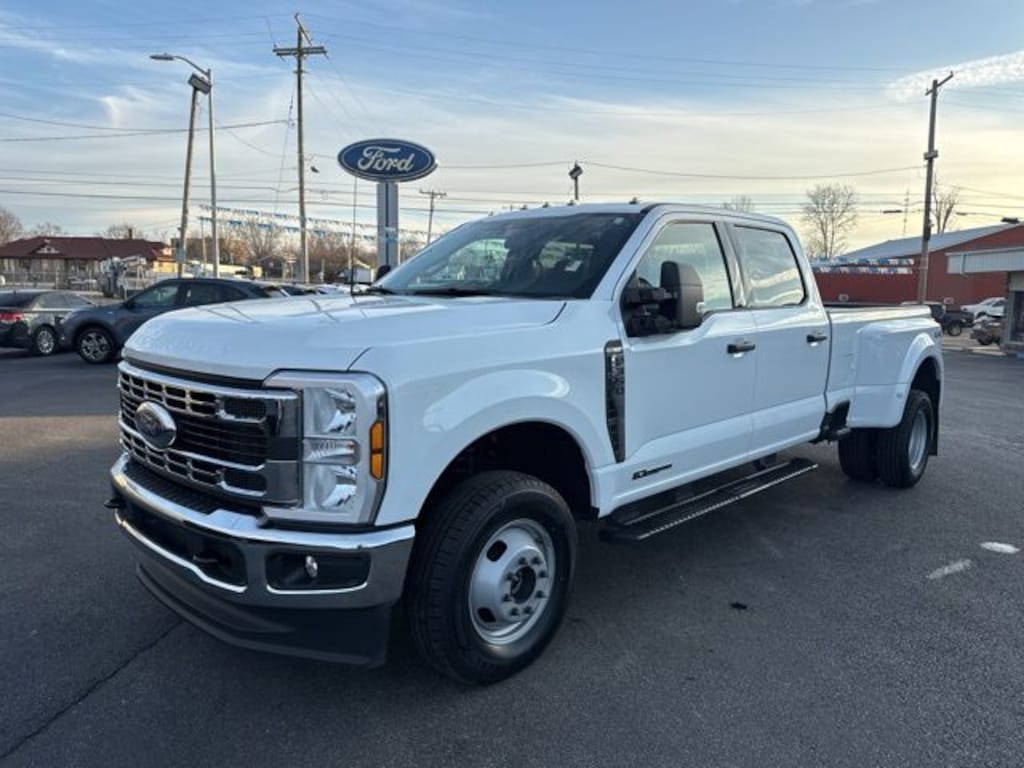 Used 2025 Ford F-350 XLT Crew Cab Long Bed Truck