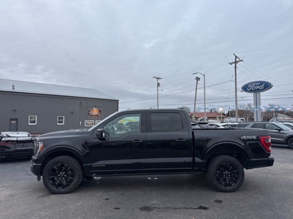 Used 2023 Ford F-150 Lariat Crew Cab Truck