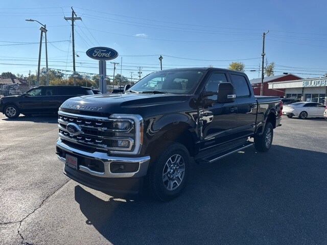 2023 Ford F-250 Lariat photo 3