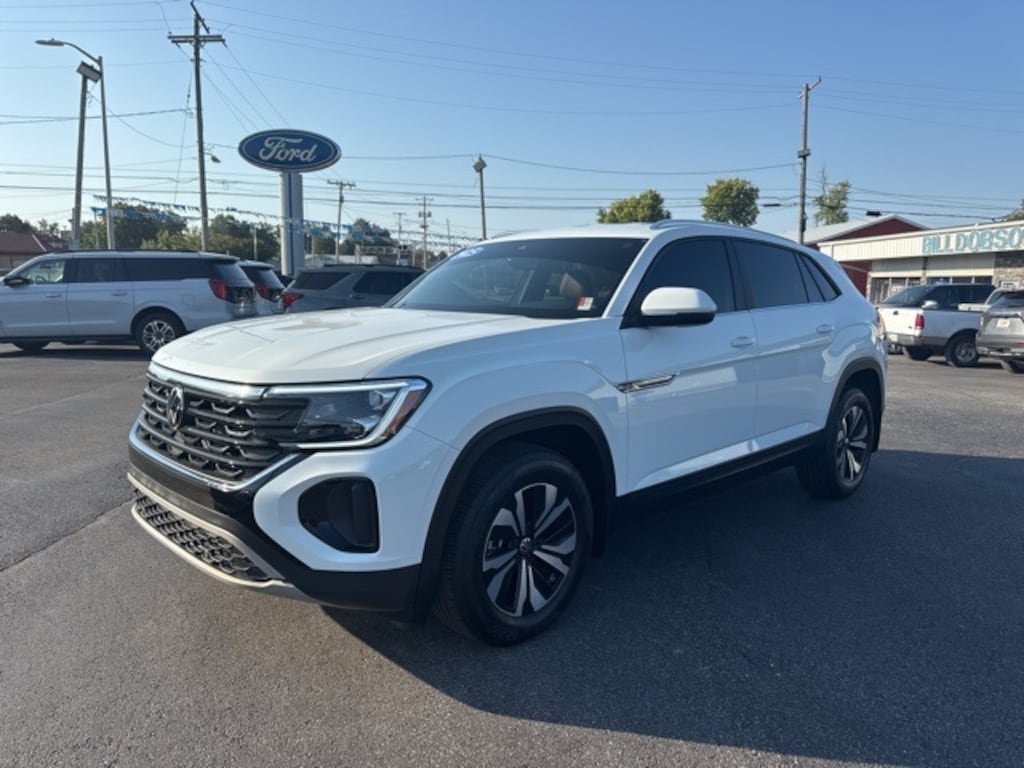 Used 2025 Volkswagen Atlas Cross Sport 2.0T SE SUV