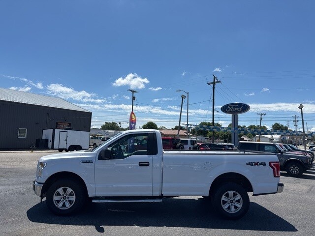 2017 Ford F-150 XLT photo 2