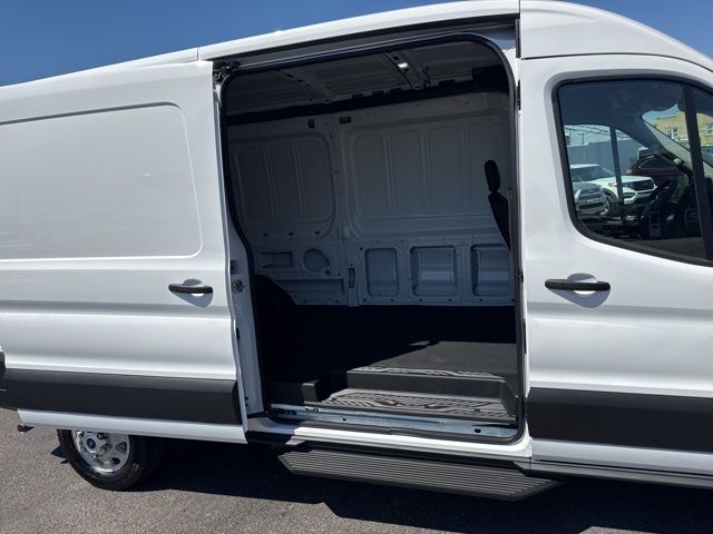 2025 Ford Transit Van Base - Photo 24