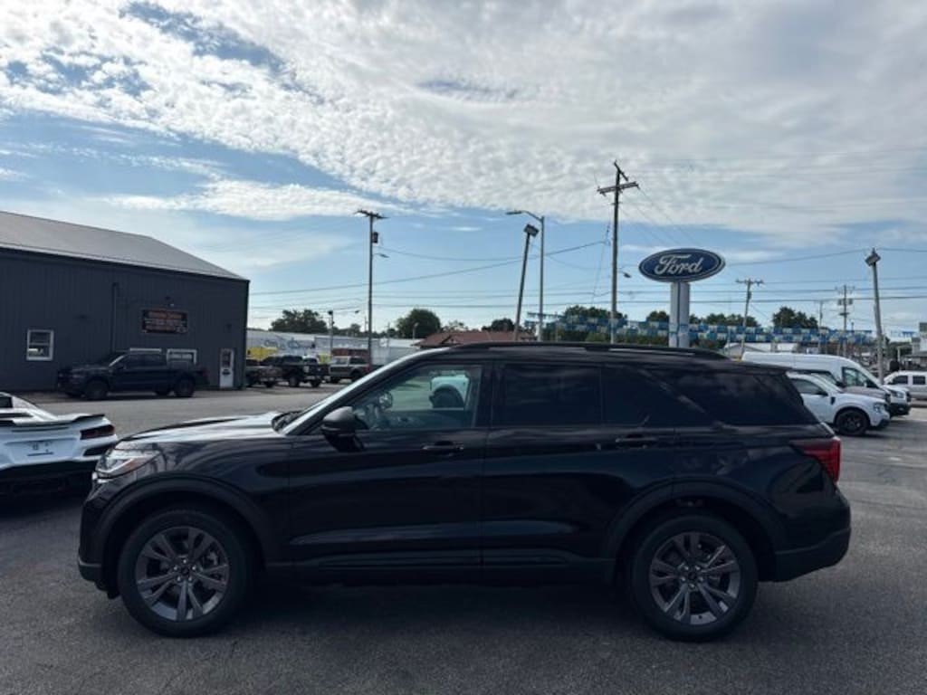 New 2026 Ford Explorer Active SUV