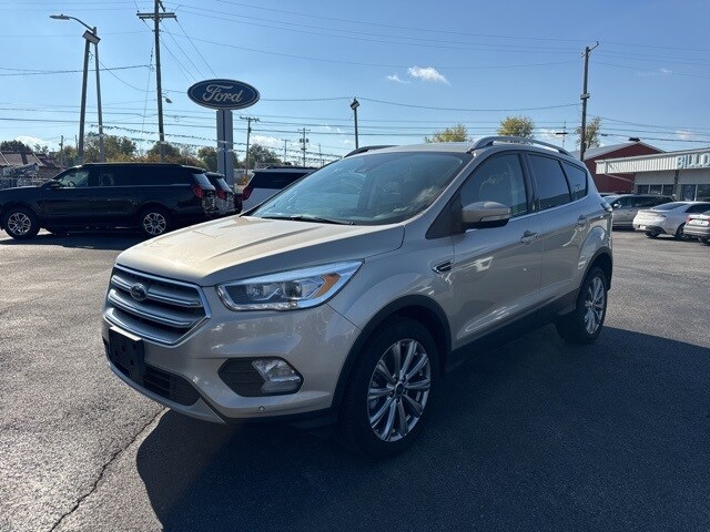 2018 Ford Escape Titanium photo 2