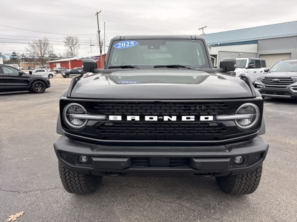 New 2025 Ford Bronco Outer Banks SUV