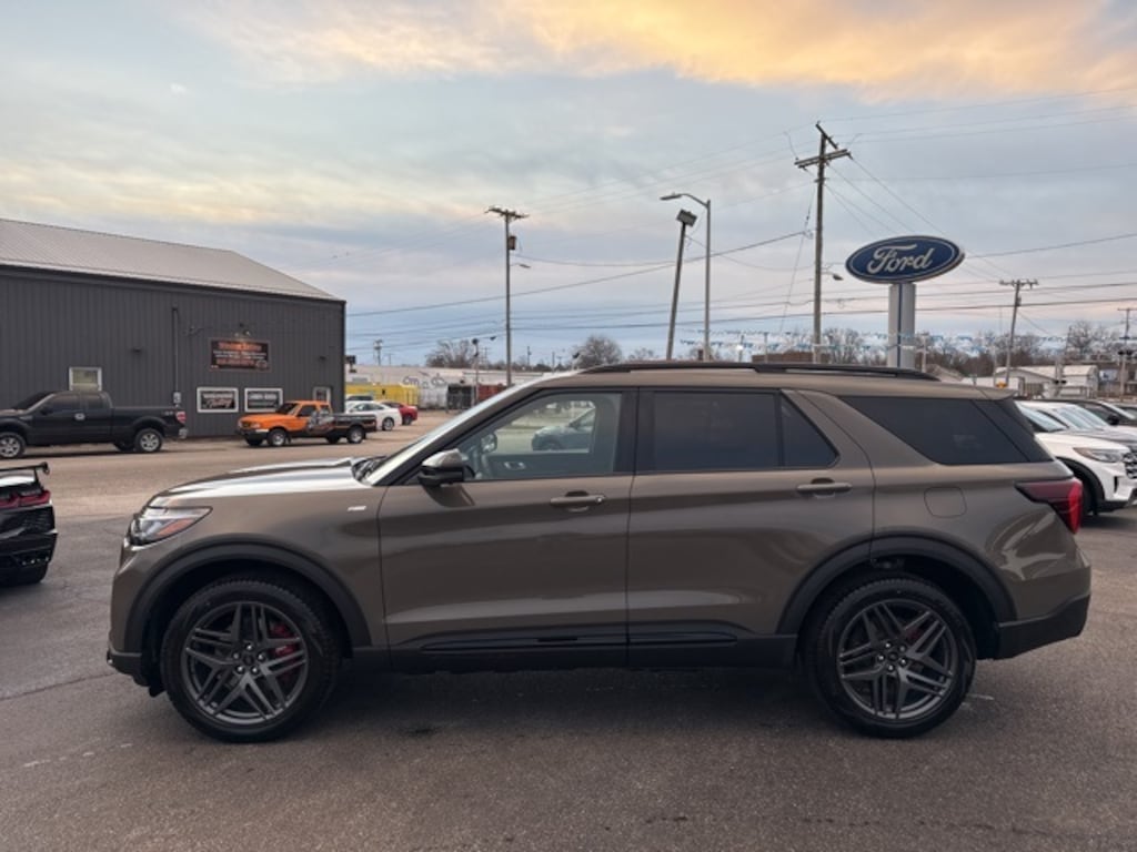 New 2026 Ford Explorer ST-Line SUV