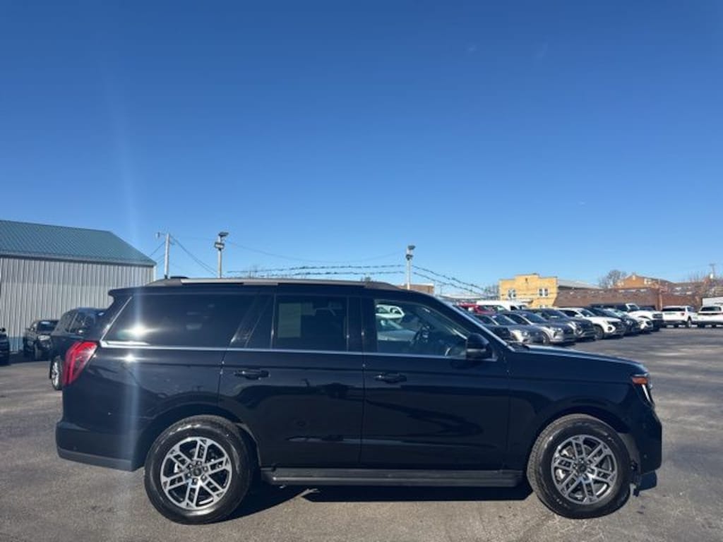 Used 2025 Ford Expedition Active SUV