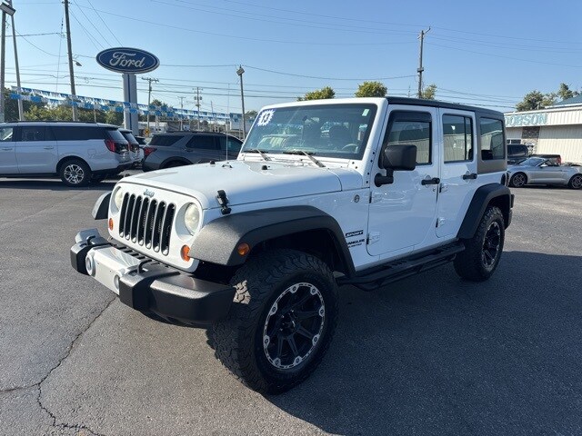 2013 Jeep Wrangler Unlimited Sport photo 3