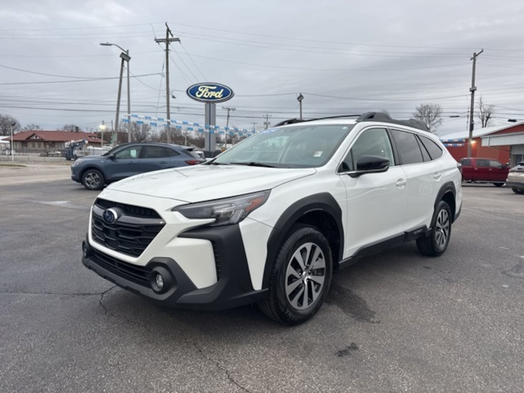 Used 2024 Subaru Outback Premium SUV