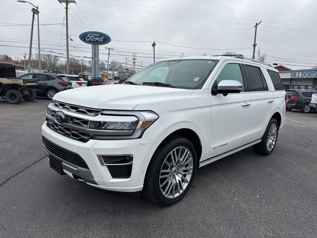2024 Ford Expedition Platinum photo 2