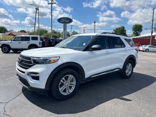 2021 Ford Explorer XLT photo 3