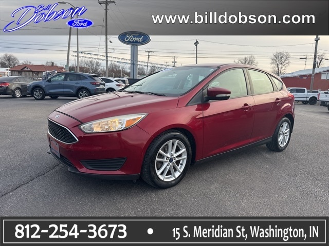 2015 Ford Focus SE's photo