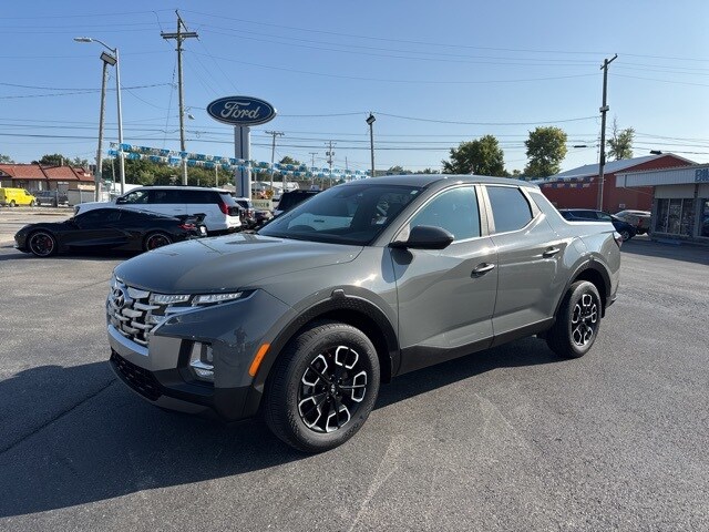 2023 Hyundai Santa Cruz SE photo 3
