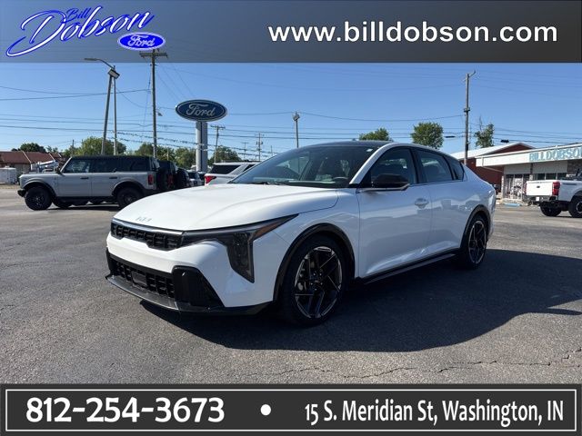 2025 Kia K4 GT-Line AT's photo