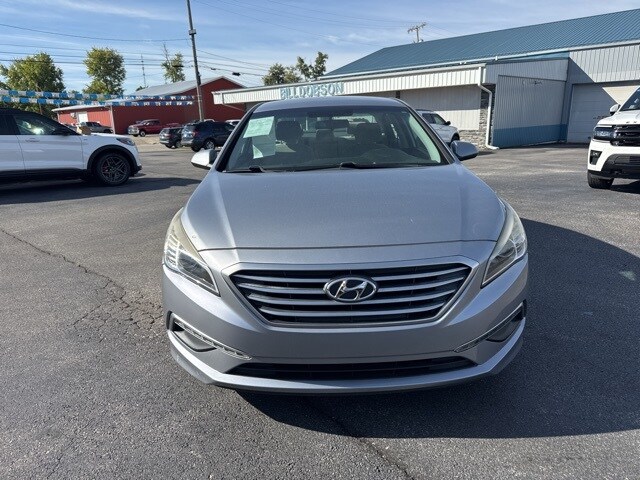 2015 Hyundai Sonata SE photo 4