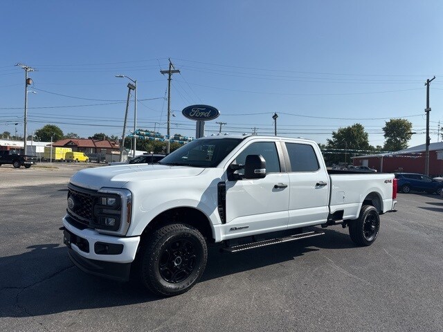 2026 Ford F-350 XL photo 3