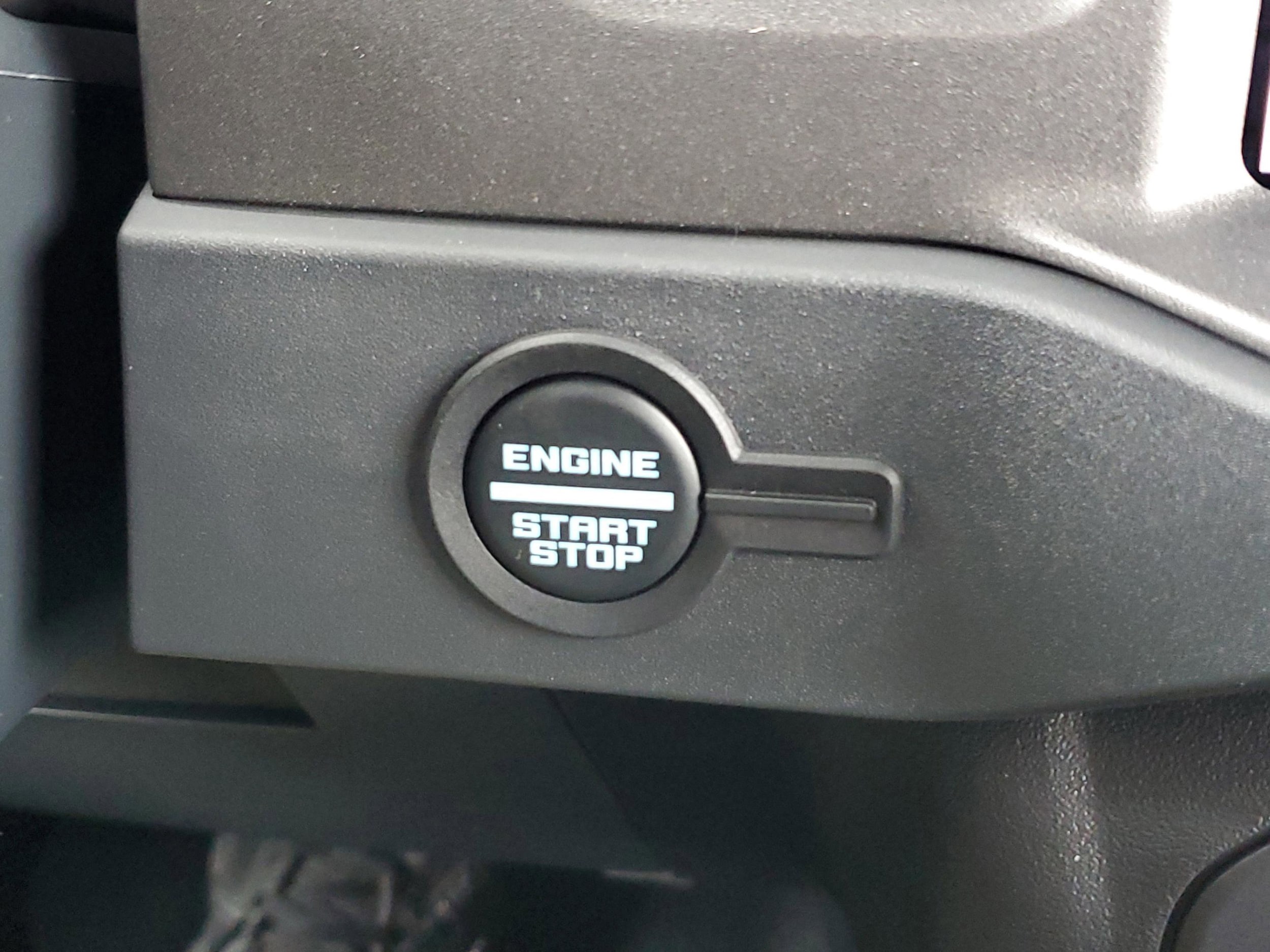 2025 Ford Bronco 4-Door Base - Photo 25